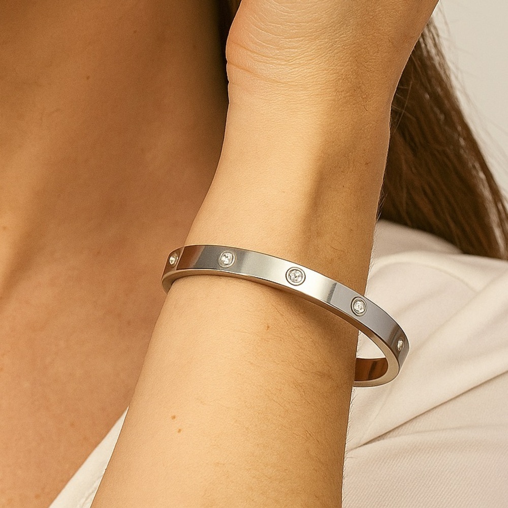 Silver Rhinestone Bangle (7107)